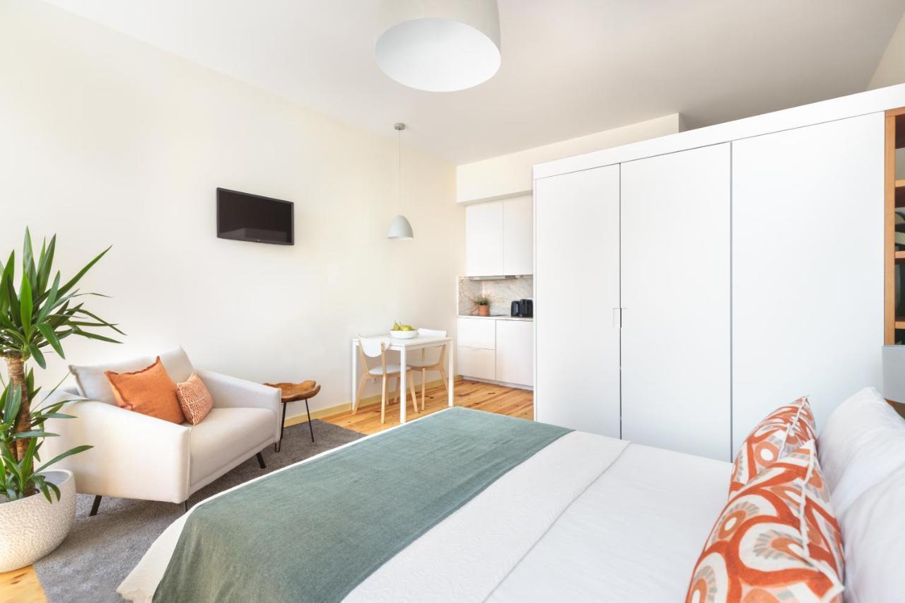 Sao Miguel Apartments Порту Экстерьер фото