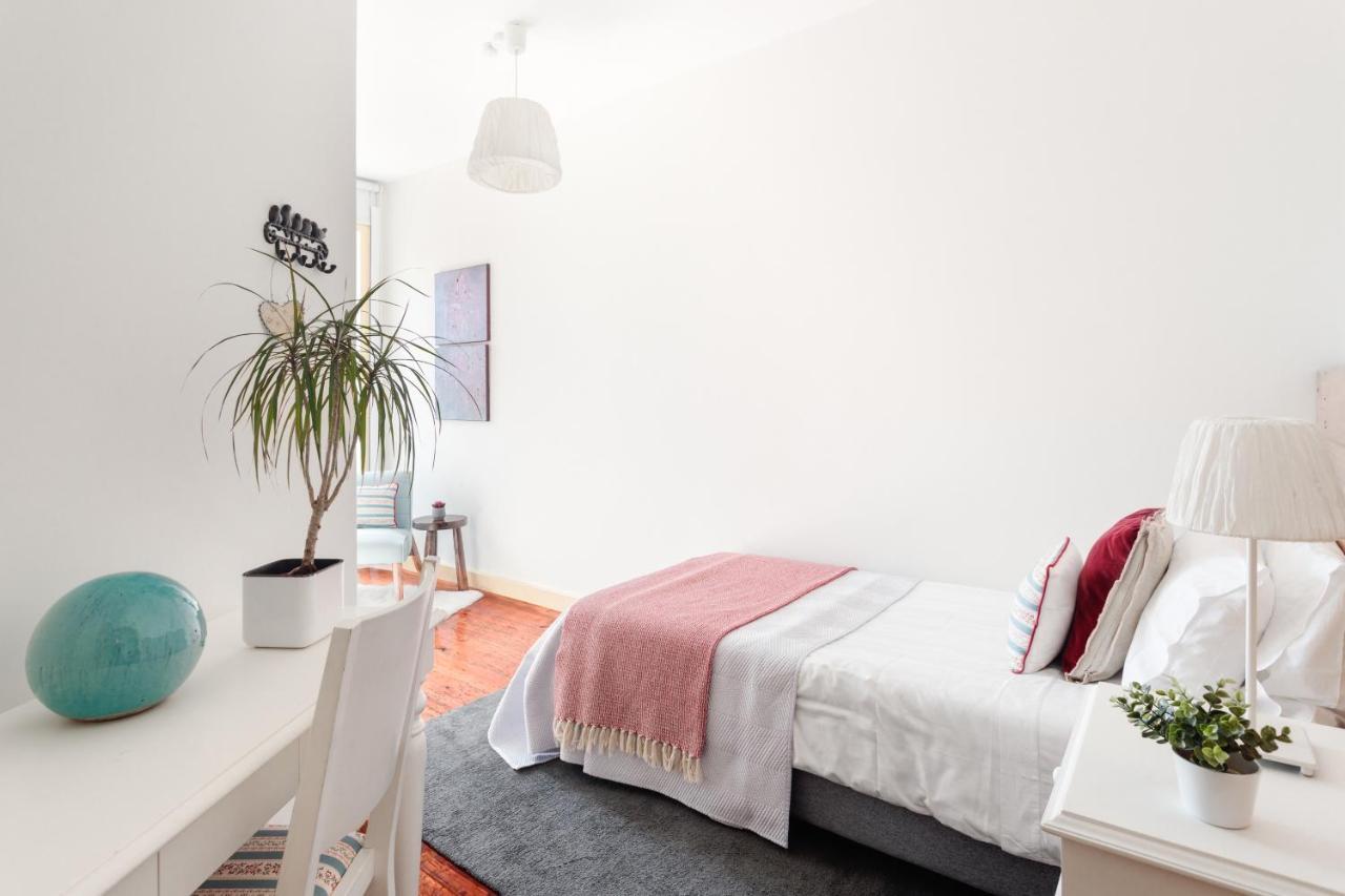 Sao Miguel Apartments Порту Экстерьер фото
